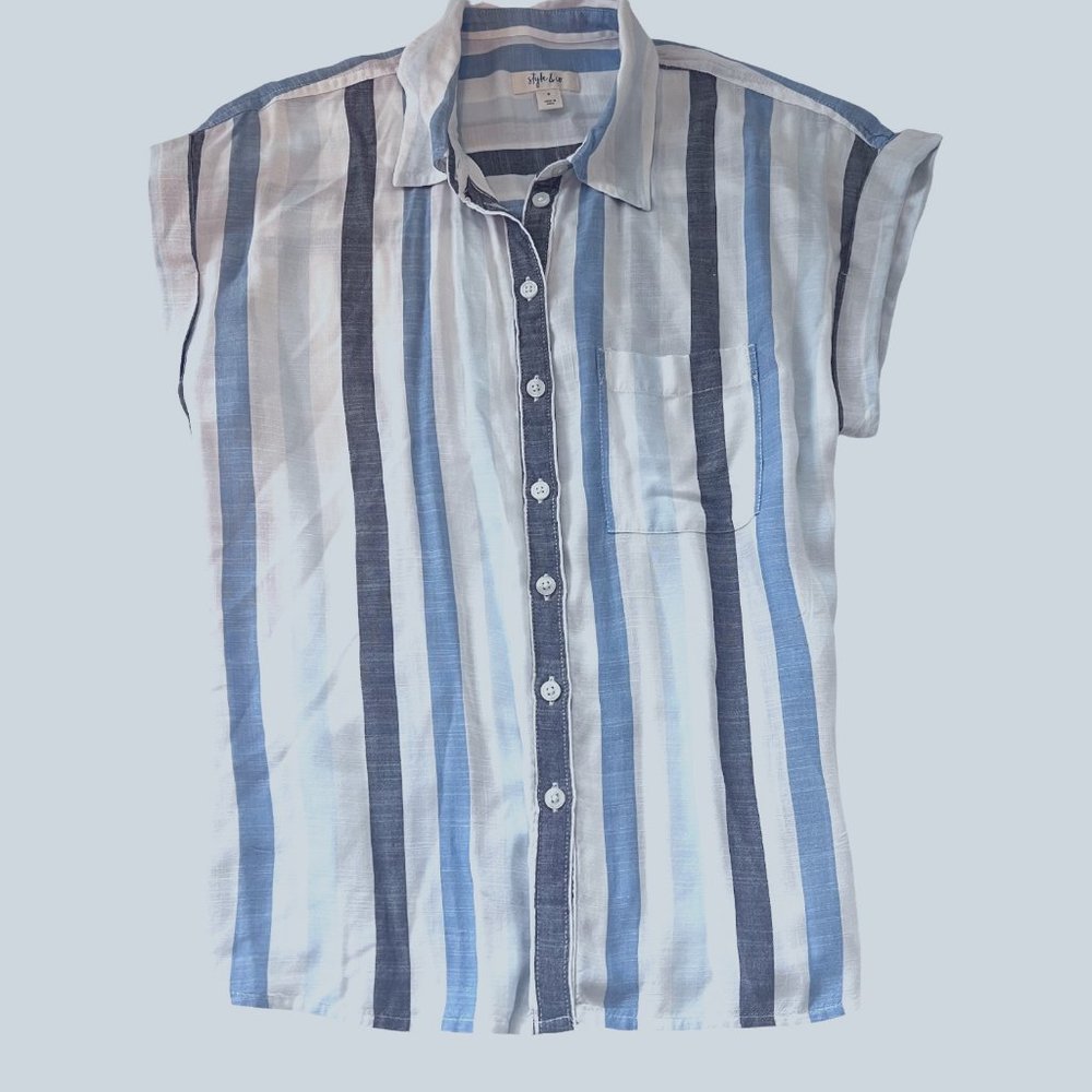Style & Company Striped Sleeveless Button Down High Low Top 
Size Small 
New